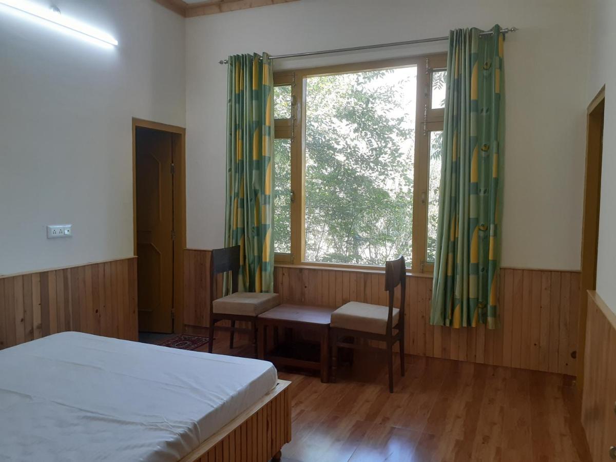 Gazing Moon Homestay Shamshi Εξωτερικό φωτογραφία
