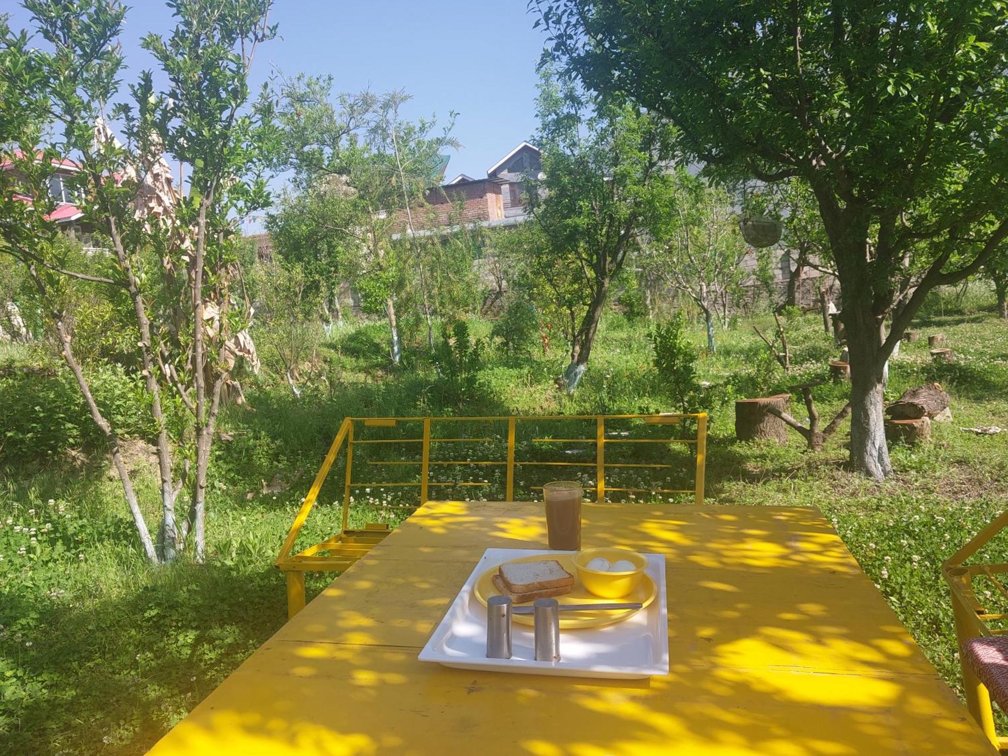 Gazing Moon Homestay Shamshi Εξωτερικό φωτογραφία